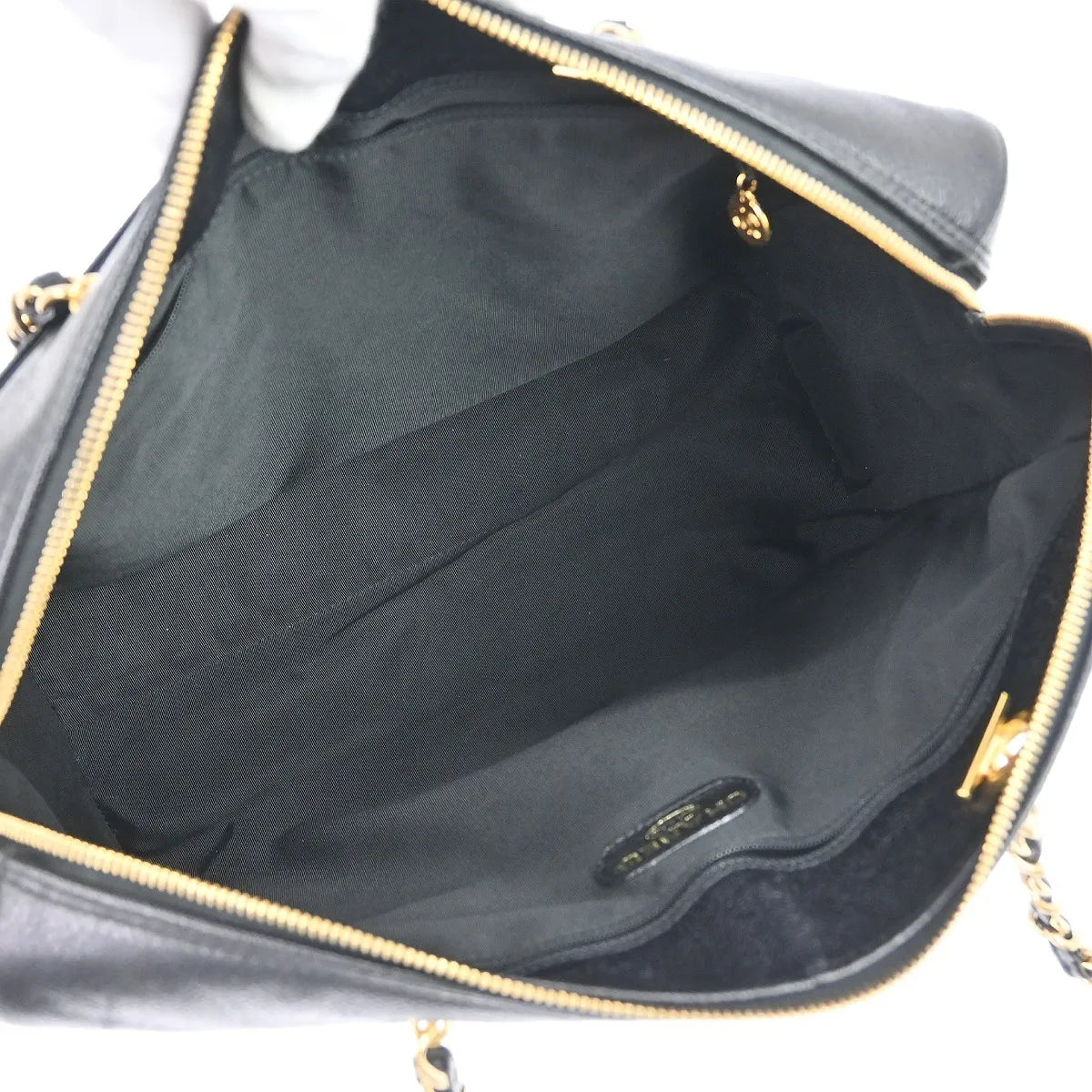 Chanel Vintage Timeless Zip Caviar Black Leather Shoulder Bag Bag (Pre-Owned)