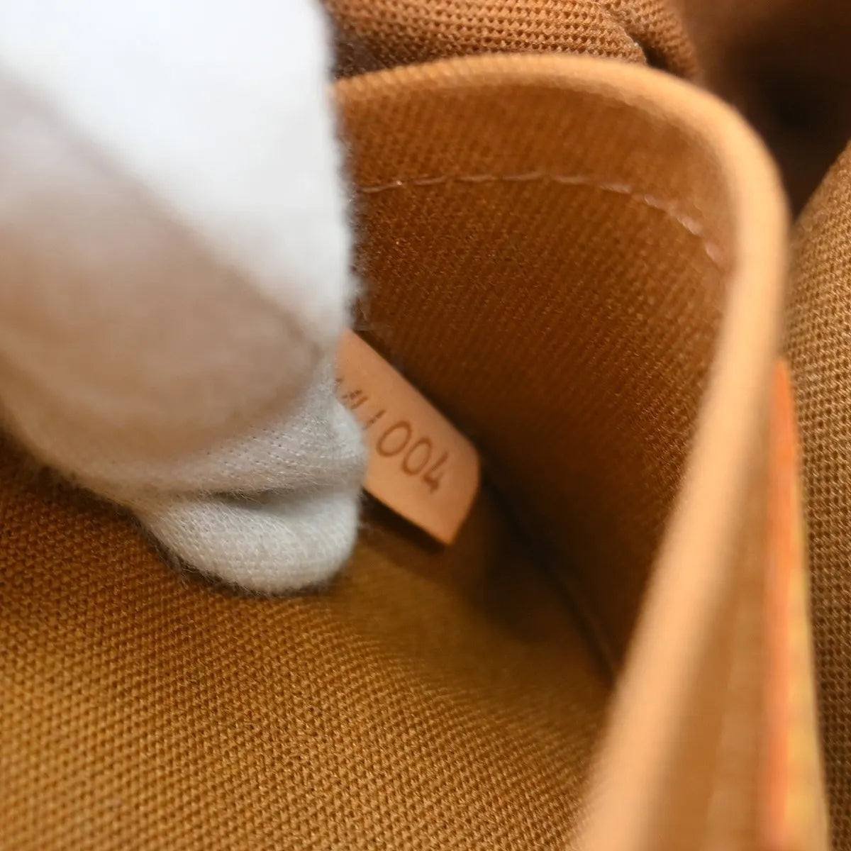 Louis Vuitton Marelle Waist Monogram Canvas Brown Canvas Clutche & Pouche Bag (Pre-Owned)