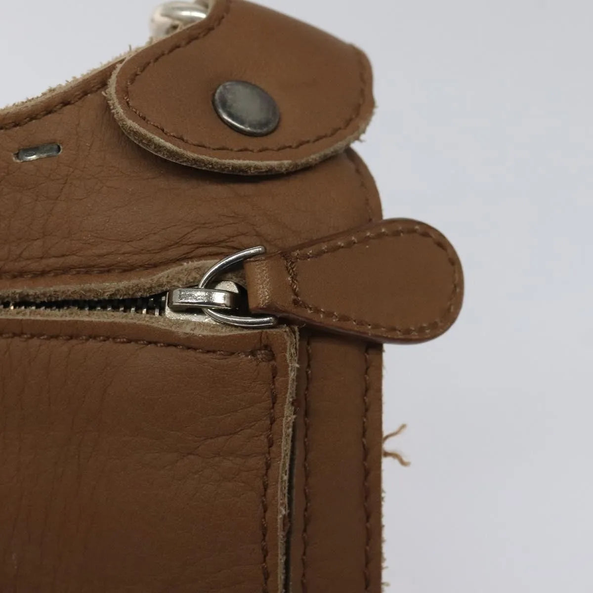 Bottega Veneta Vintage Front Pocket Waist Leather Brown Leather Clutche & Pouche Bag (Pre-Owned)