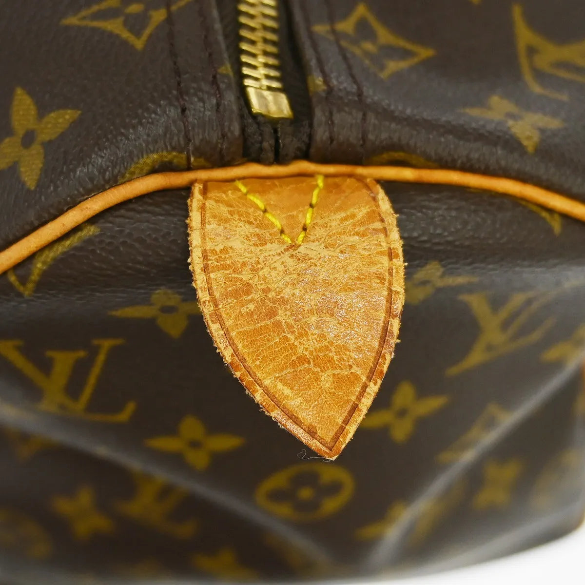Louis Vuitton Keepall Monogram Canvas Brown Canvas Travel Bag Bag (Pre-Owned)
