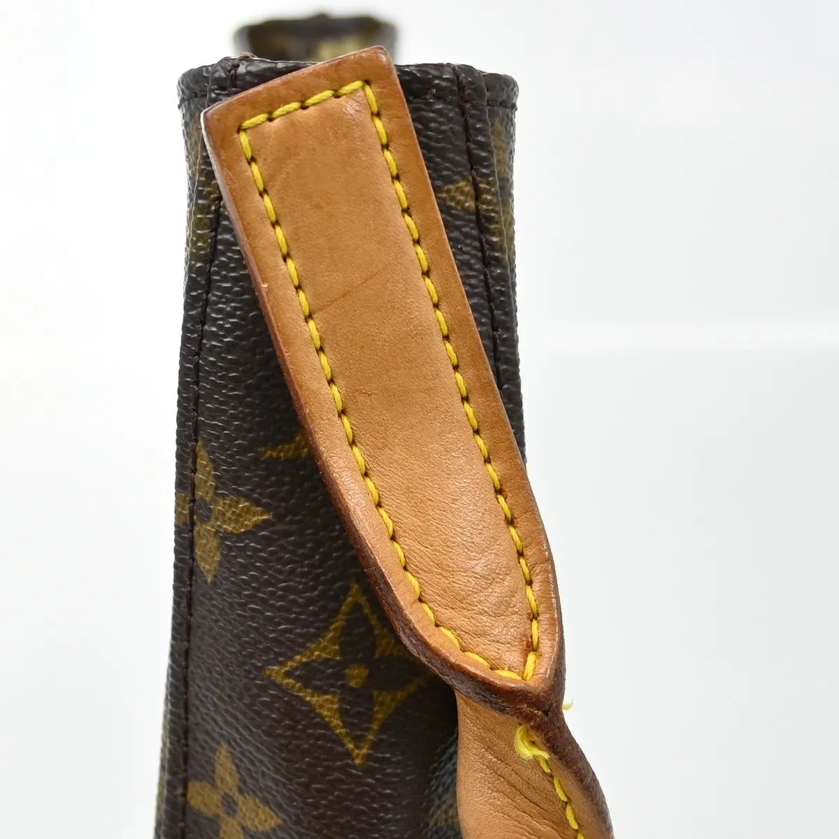 Louis Vuitton Monogram Looping Monogram Canvas Brown Canvas Shoulder Bag Bag (Pre-Owned)