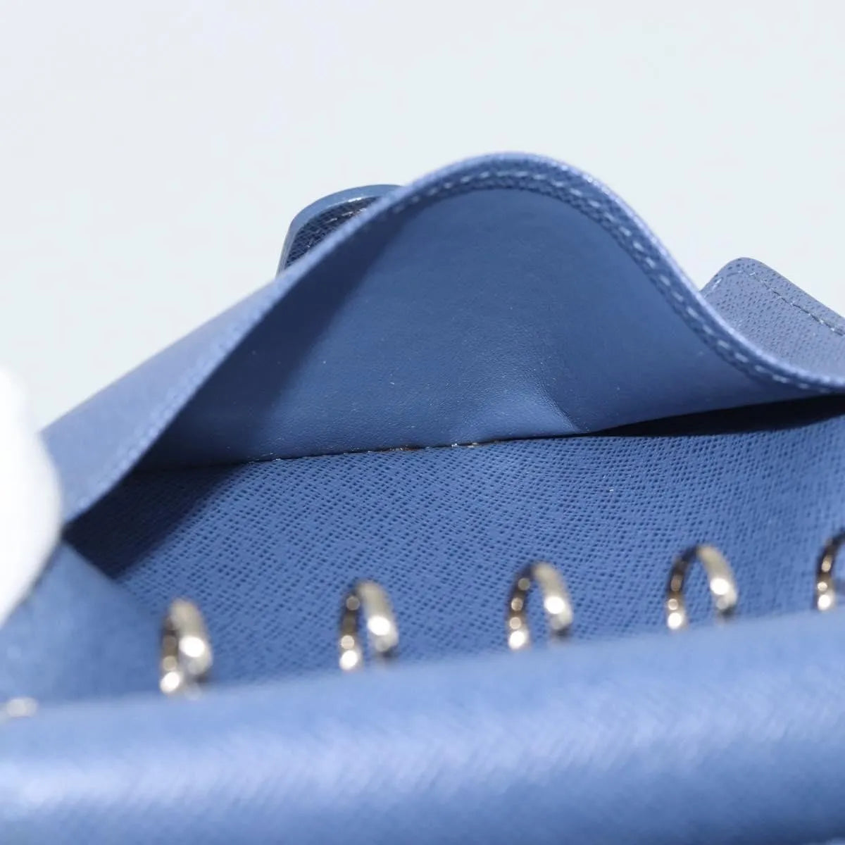 Louis Vuitton Agenda Cover Epi Blue Leather Clutche & Pouche Bag (Pre-Owned)