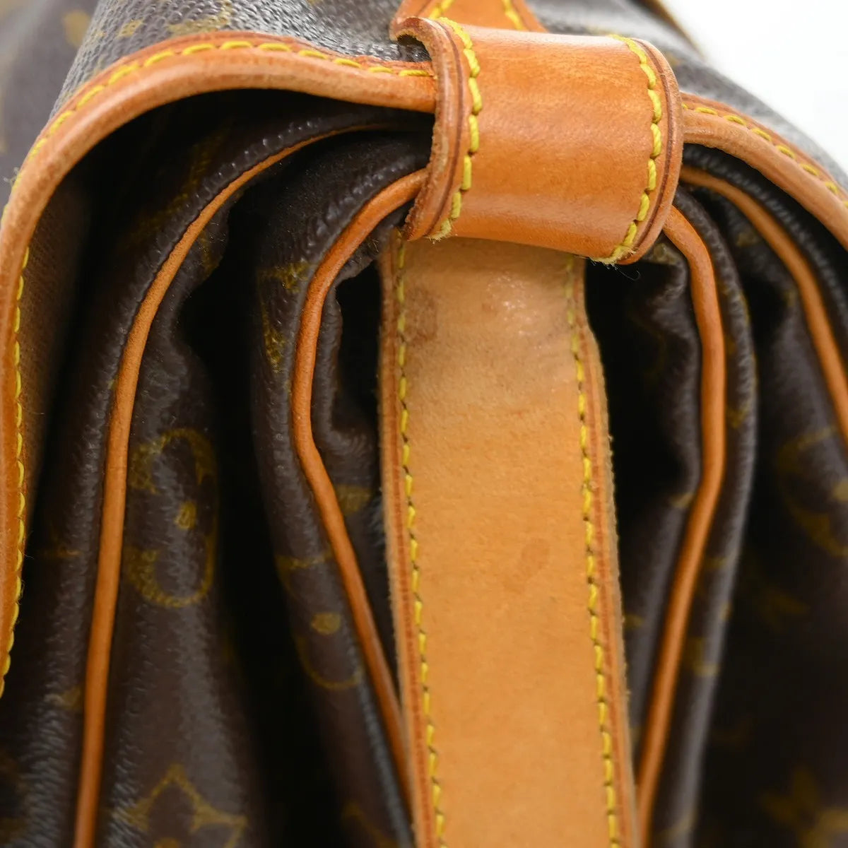 Louis Vuitton Saumur Handbag Monogram Canvas Brown Canvas Shoulder Bag Bag (Pre-Owned)