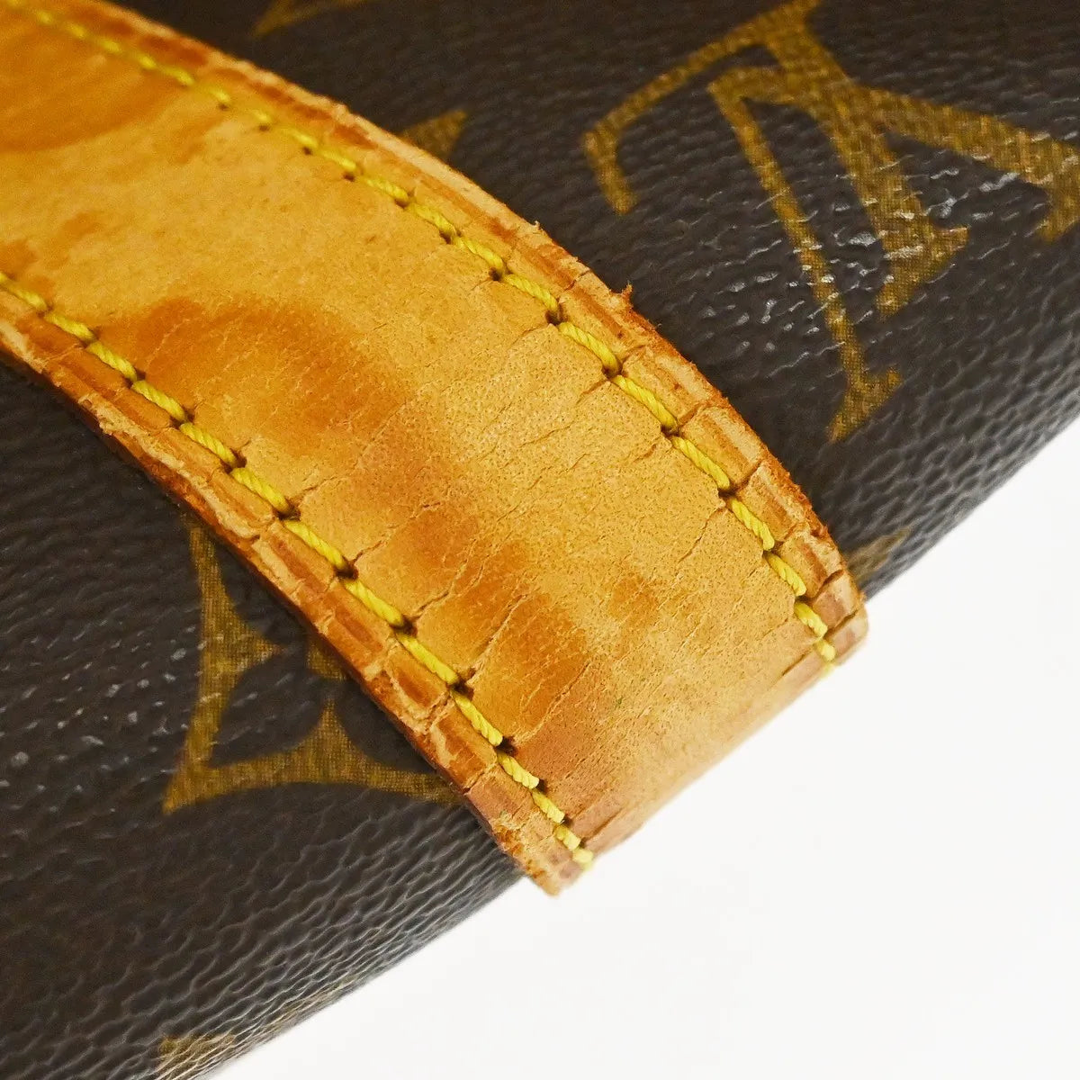 Louis Vuitton Keepall Bandouliere Bag Monogram Canvas Brown Canvas Travel Bag Bag (Pre-Owned)