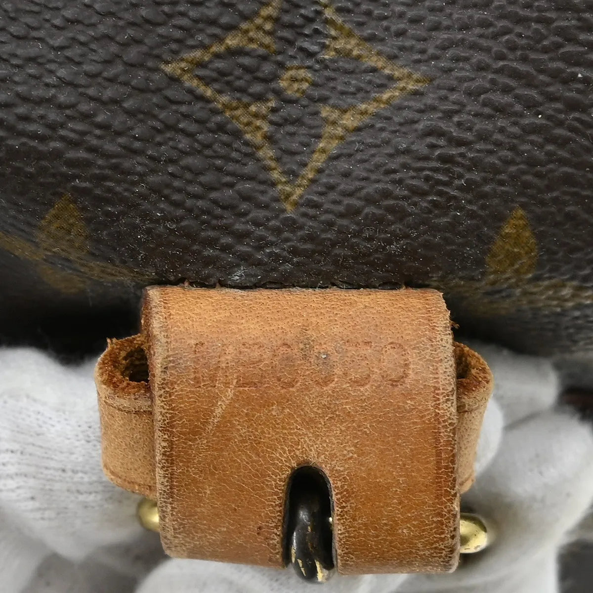 Louis Vuitton Saumur Monogram Brown Canvas Shoulder Bag Bag (Pre-Owned)
