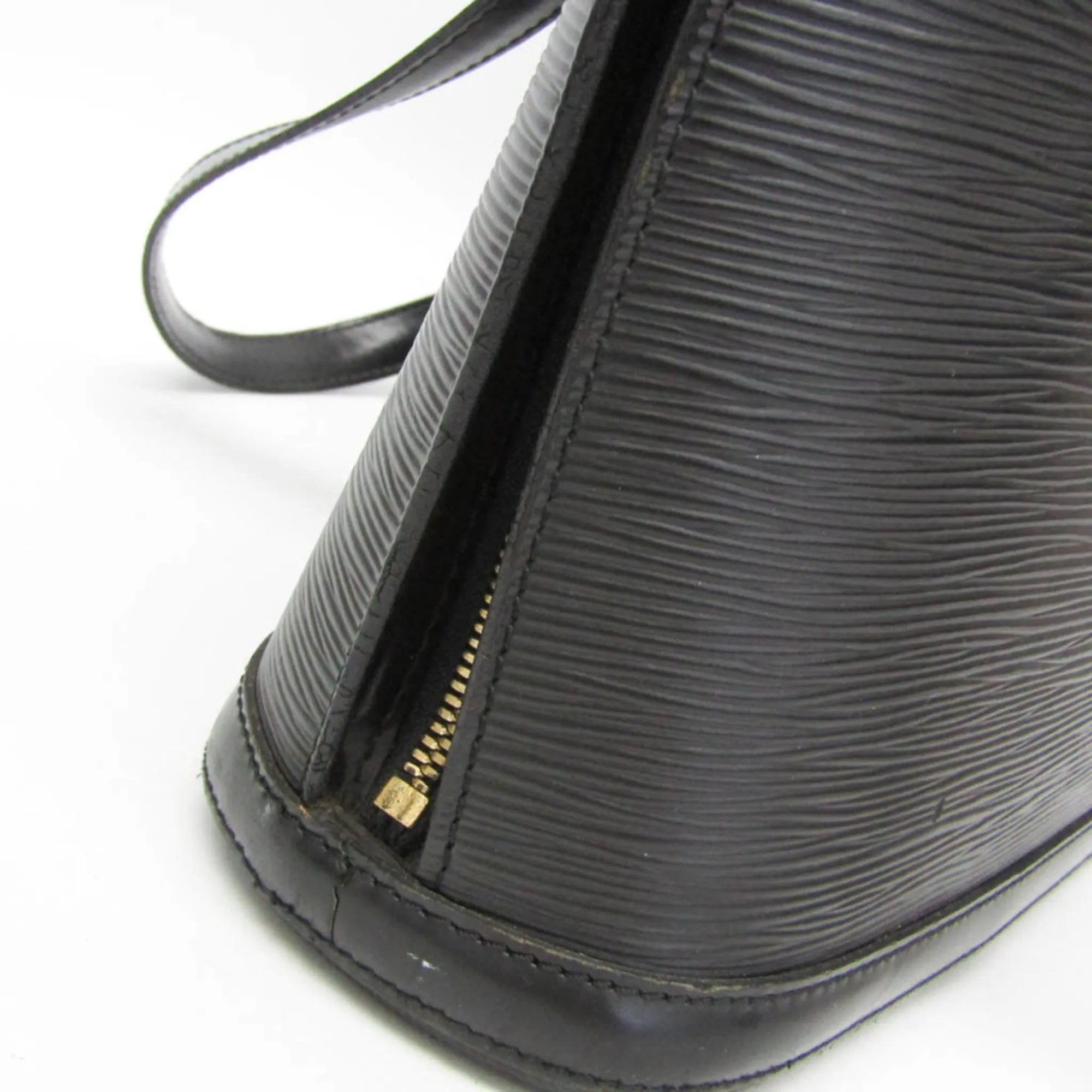 Louis Vuitton Lussac Epi Leather Black Leather Shoulder Bag Bag (Pre-Owned)