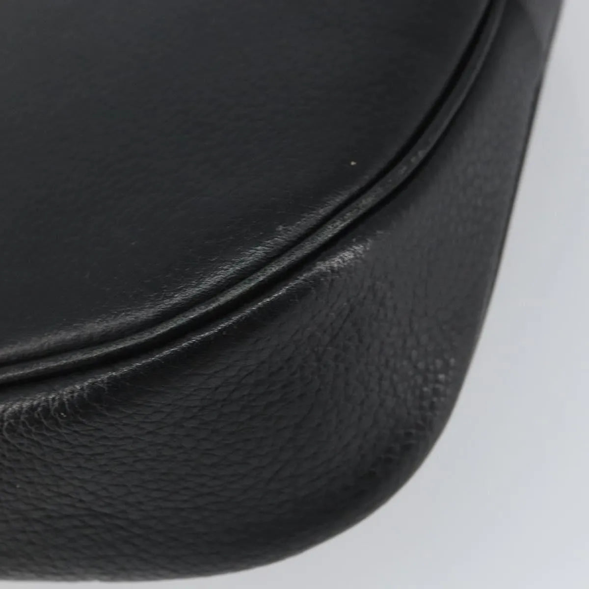 Burberry Vintage Leather Black Leather Shoulder Bag Bag (Pre-Owned)