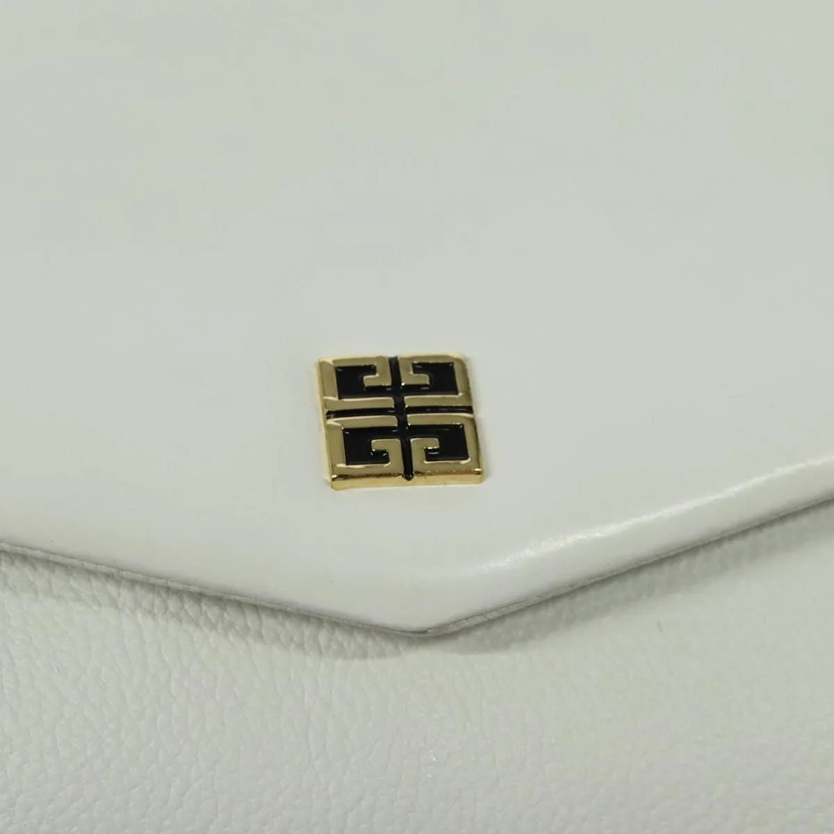Givenchy Vintage 4G Leather White Leather Shoulder Bag Bag (Pre-Owned)