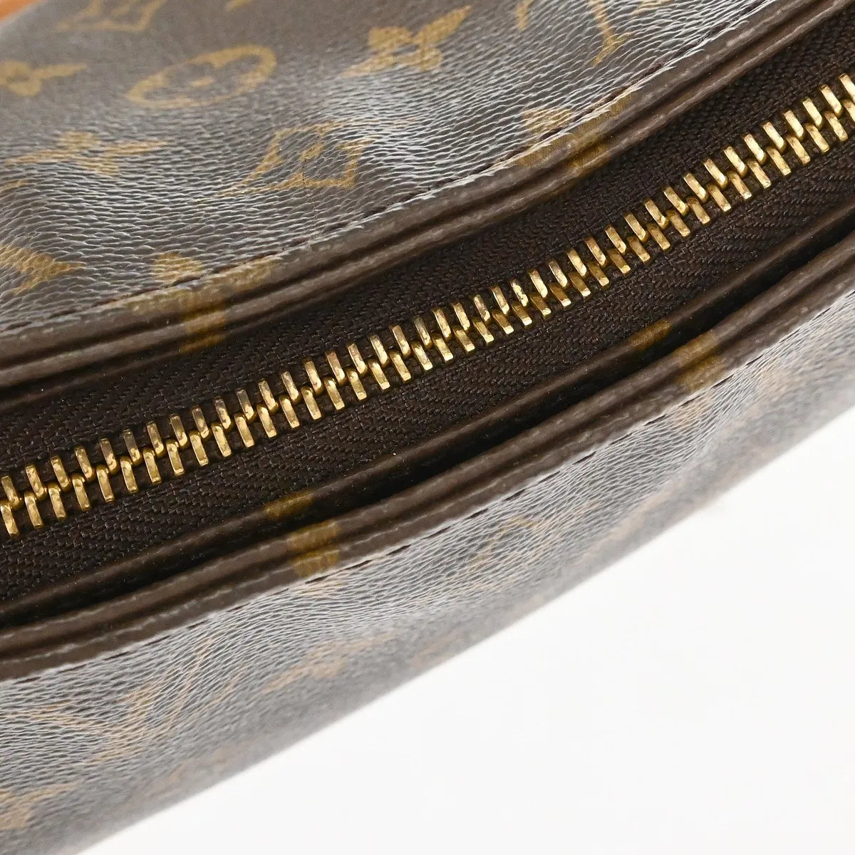 Louis Vuitton Monogram Looping Monogram Canvas Brown Canvas Shoulder Bag Bag (Pre-Owned)