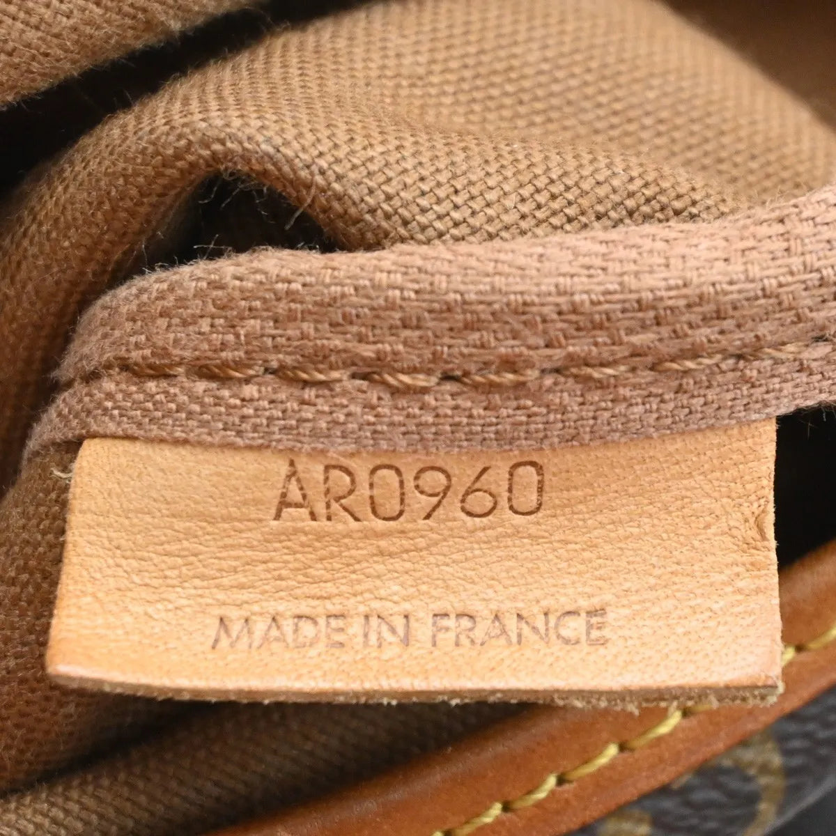 Louis Vuitton Saumur Monogram Canvas Brown Canvas Shoulder Bag Bag (Pre-Owned)