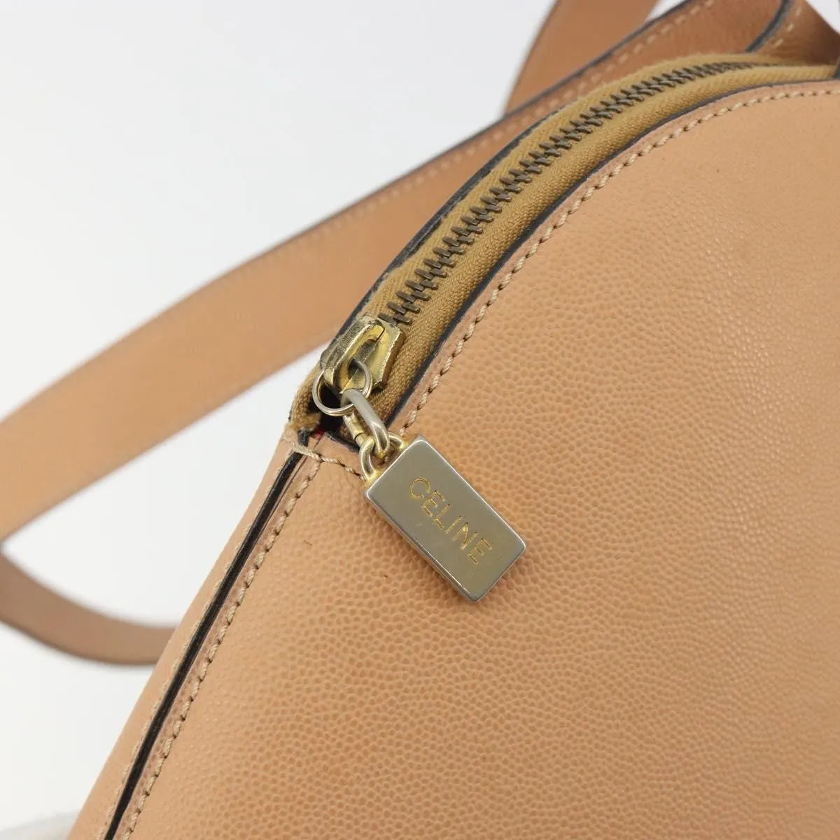 Celine Vintage Leather Beige Leather Shoulder Bag Bag (Pre-Owned)