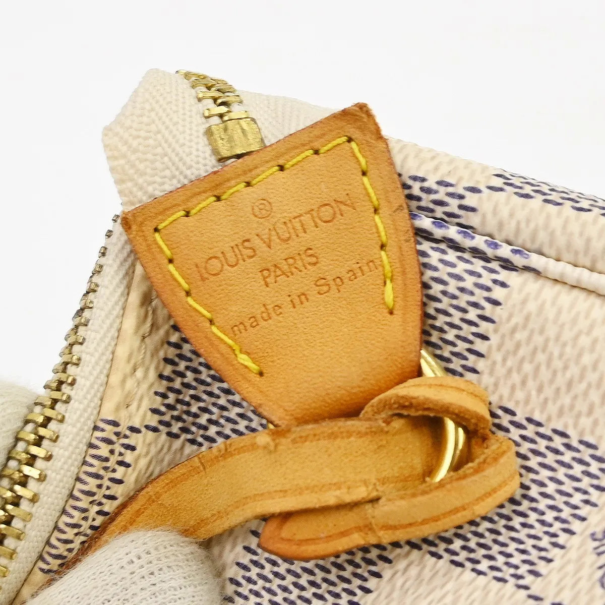 Louis Vuitton Pochette Accessoires Nm Damier White Canvas Clutche & Pouche Bag (Pre-Owned)