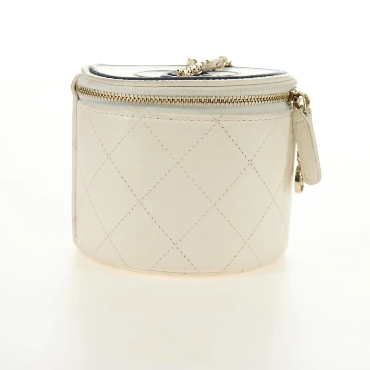 Chanel Cc Round Vanity Case With Chain Quilted Lambskin White Leather Shoulder Bag Bag (Pre-Owned)