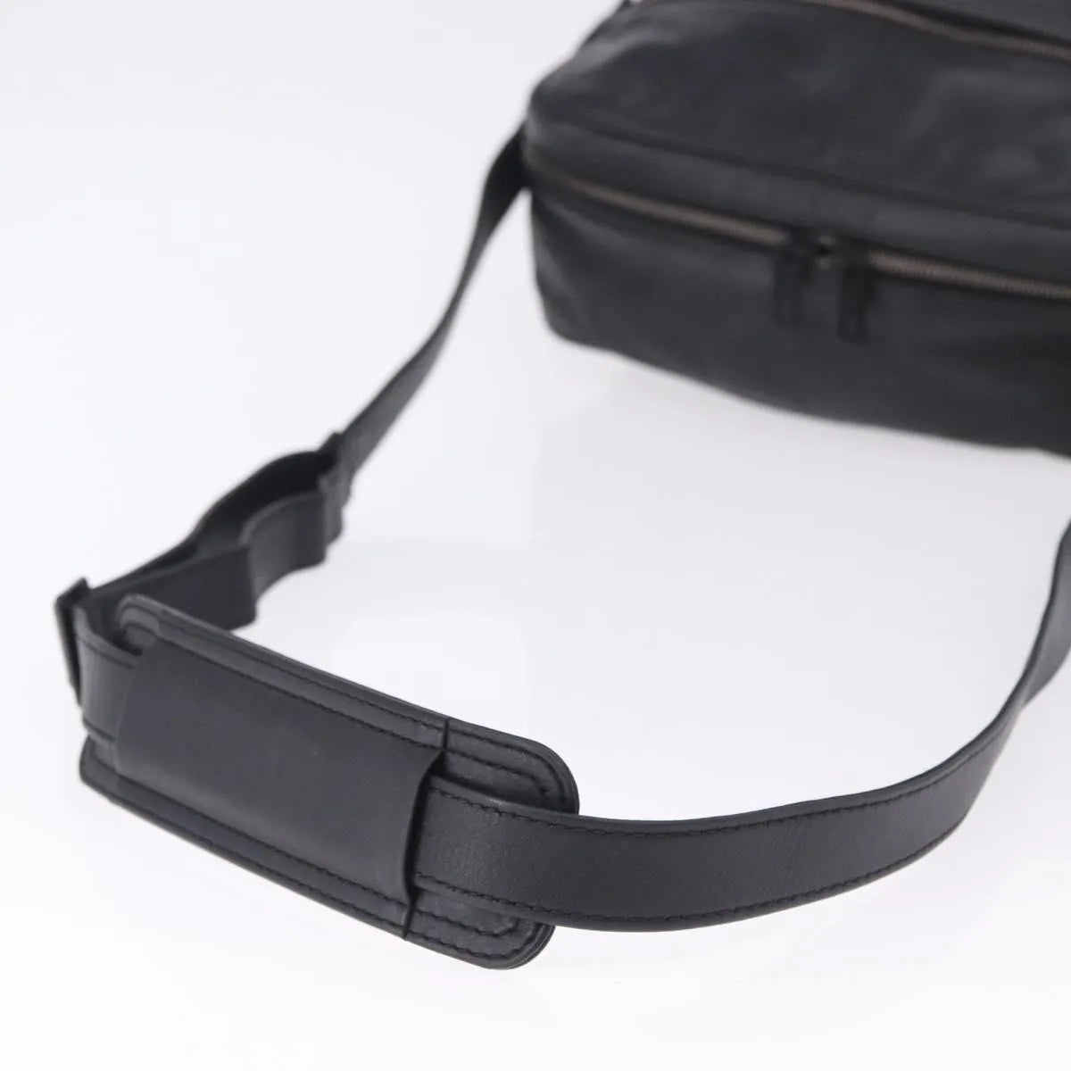 Louis Vuitton Clarkson Messenger Monogram Differ Leather Black Leather Shoulder Bag Bag (Pre-Owned)