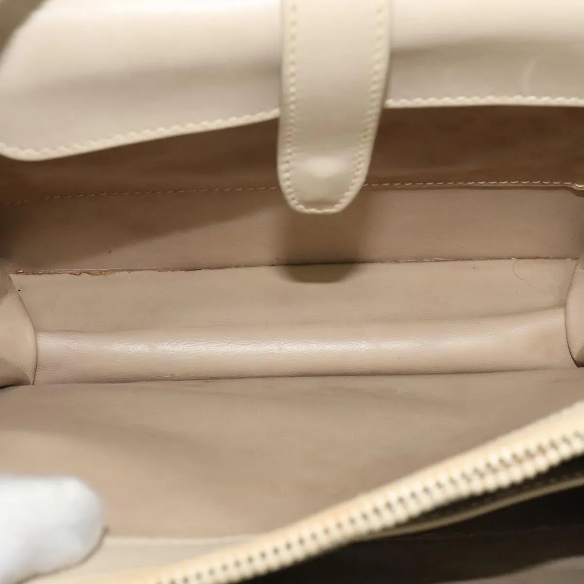Gucci Vintage Flap Leather Beige Leather Shoulder Bag Bag (Pre-Owned)
