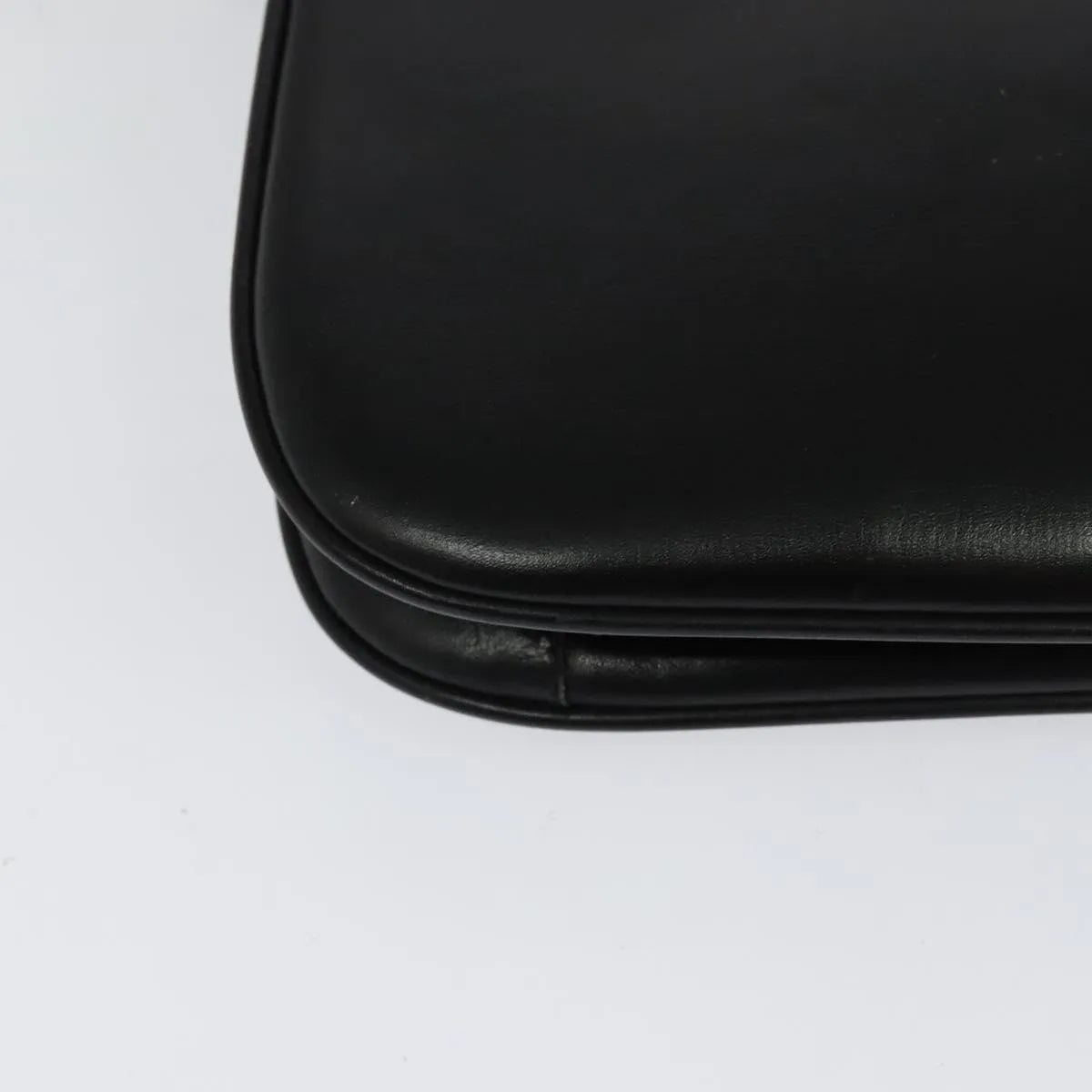 Bally Vintage Shoulder Bag Leather Black Leather Shoulder Bag Bag (Pre-Owned)