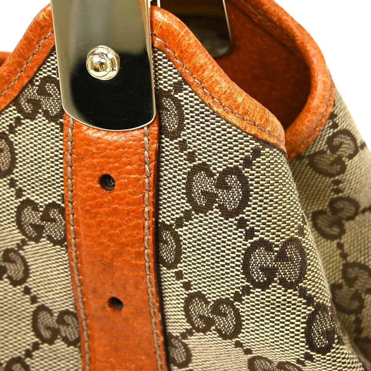 Gucci Gg Shoulder Bag Gg Matelasse Leather Beige Canvas Handbag (Pre-Owned)