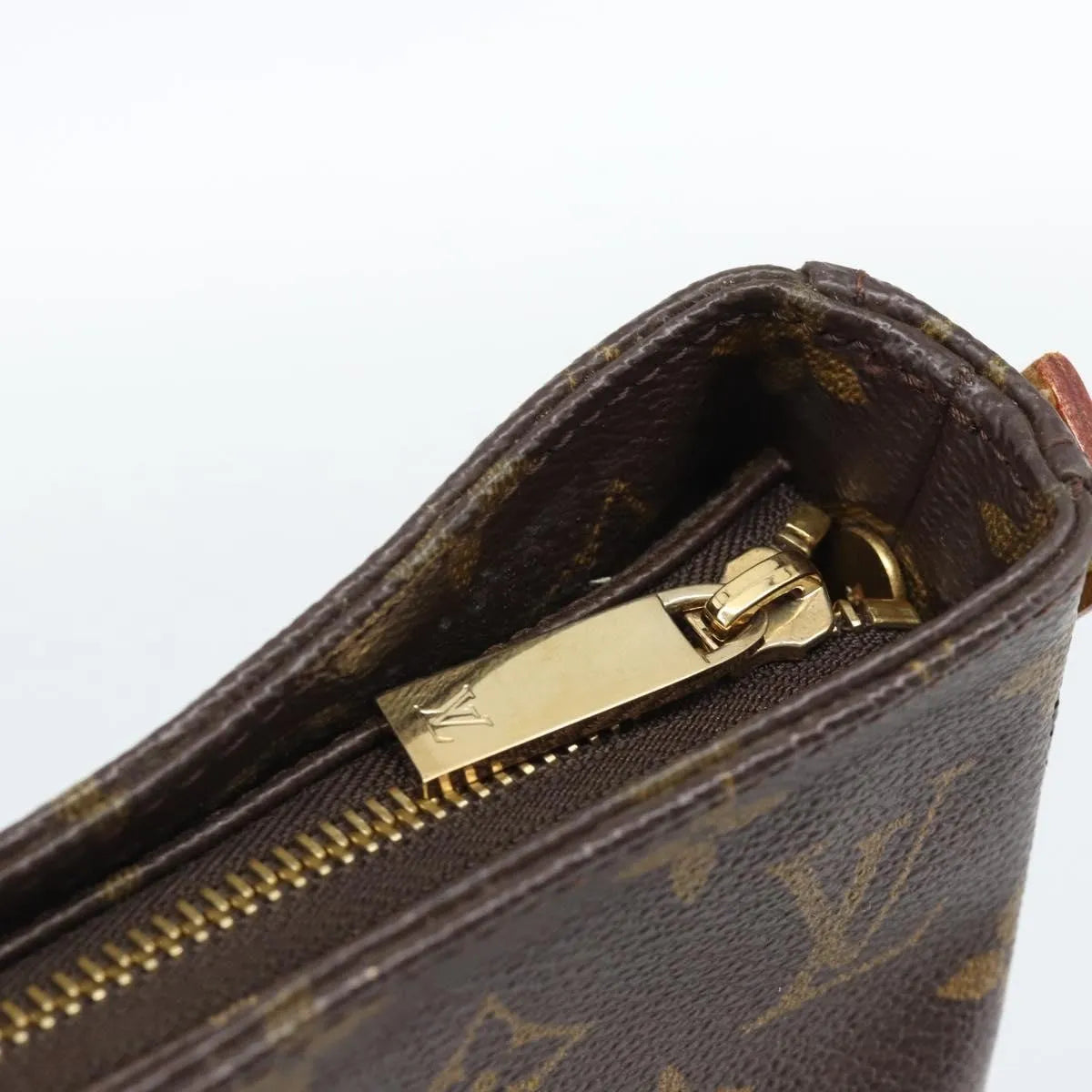 Louis Vuitton Looping Monogram Canvas Brown Canvas Handbag (Pre-Owned)