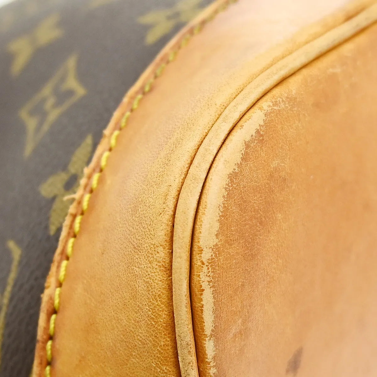 Louis Vuitton Alma Monogram Canvas Brown Canvas Handbag (Pre-Owned)