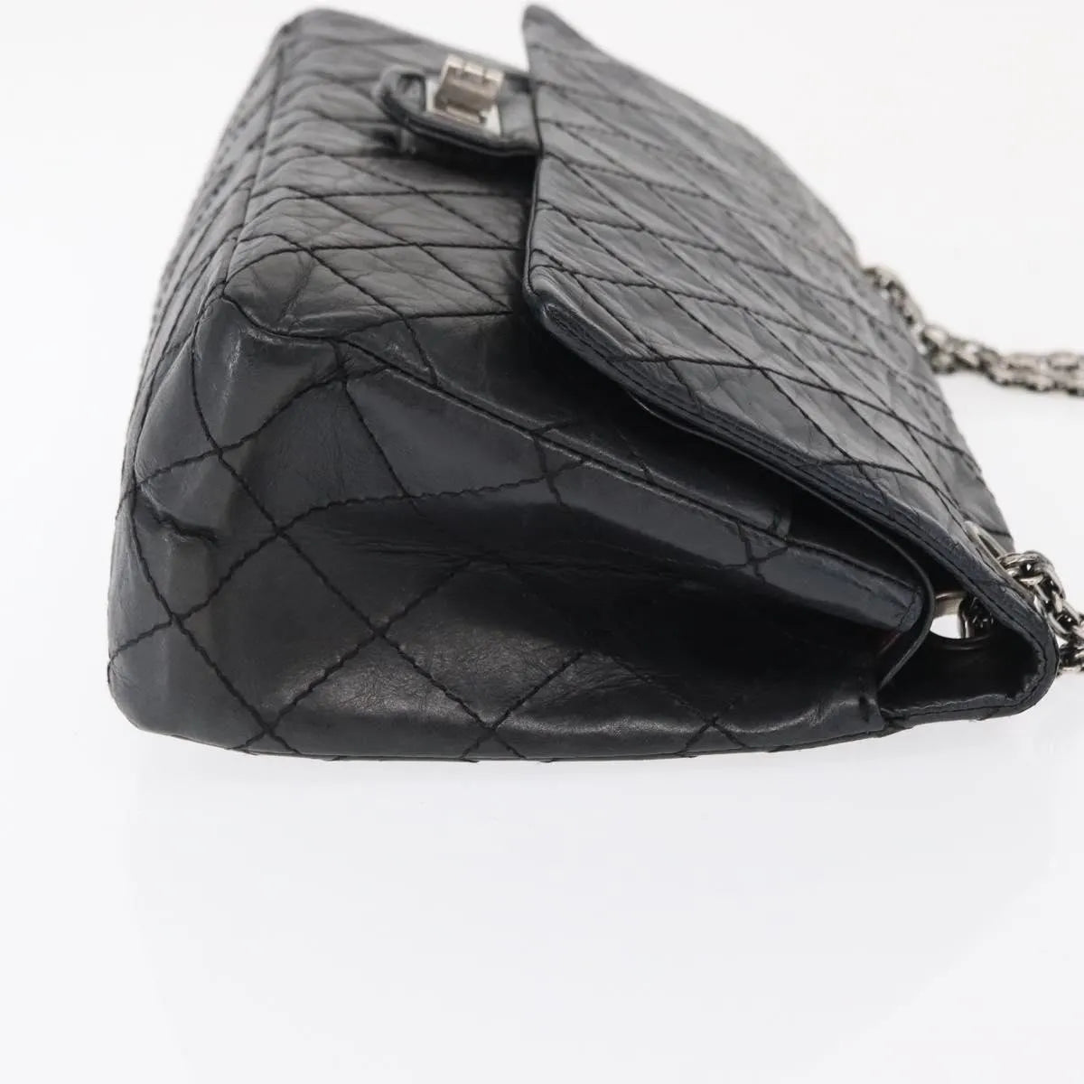 Chanel Reissue 2.55 Flap Quilted Aged Calfskin Black Leather Handbag (Pre-Owned)