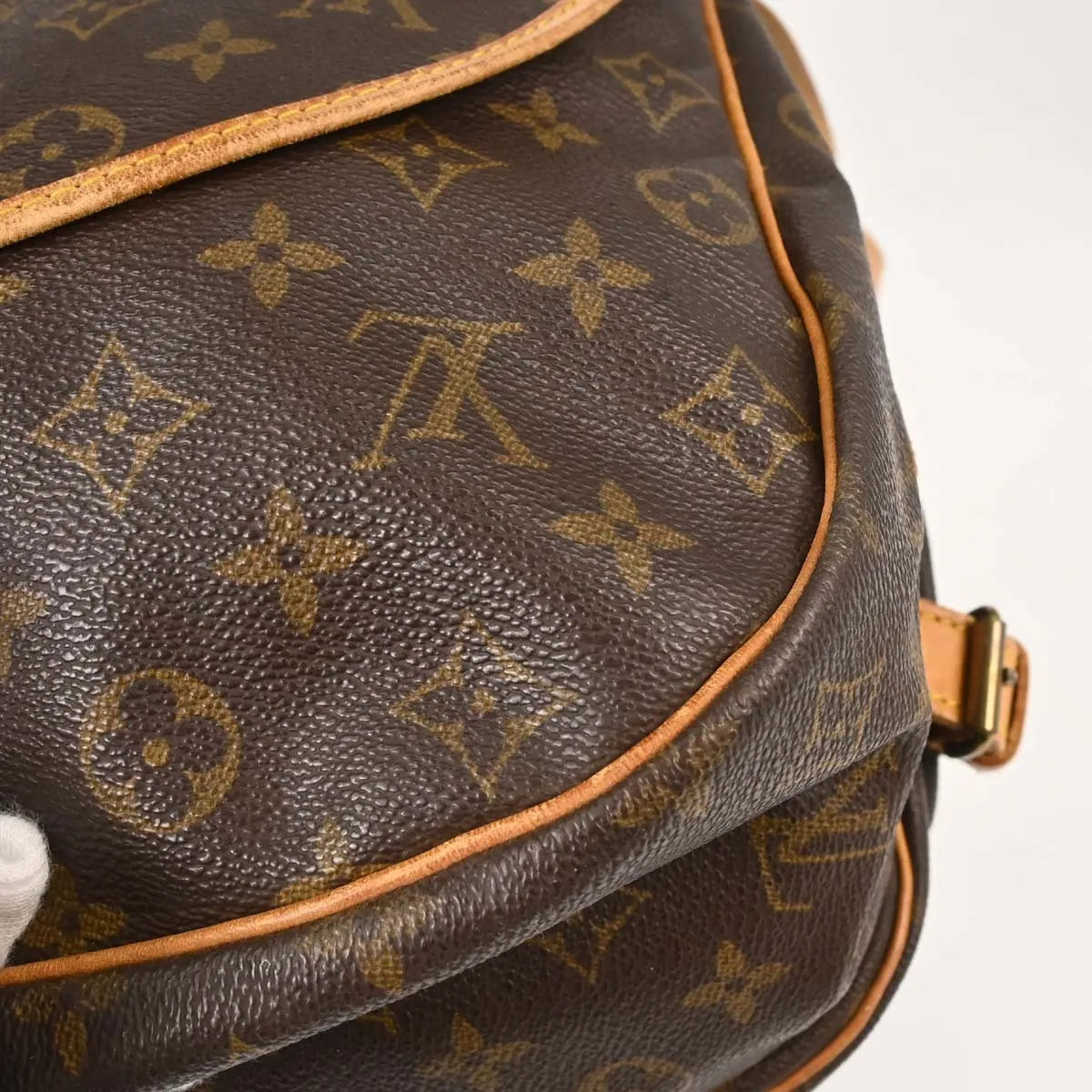 Louis Vuitton Saumur Monogram Canvas Brown Canvas Shoulder Bag Bag (Pre-Owned)