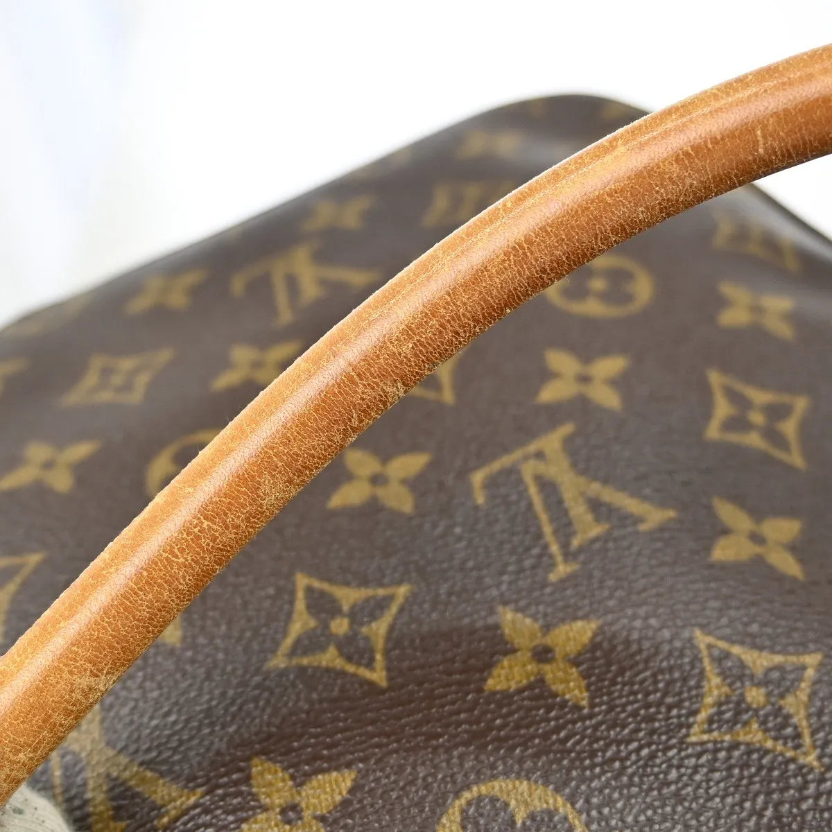 Louis Vuitton Monogram Looping Monogram Canvas Brown Canvas Shoulder Bag Bag (Pre-Owned)