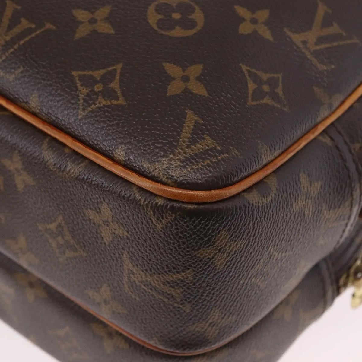 Louis Vuitton Reporter Monogram Brown Canvas Shoulder Bag Bag (Pre-Owned)