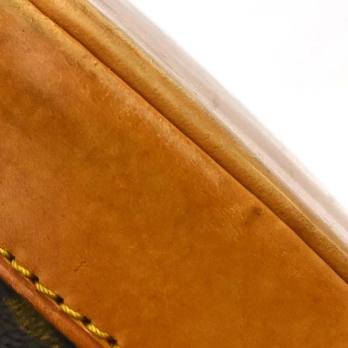 Louis Vuitton Alma Monogram Canvas Brown Canvas Handbag (Pre-Owned)