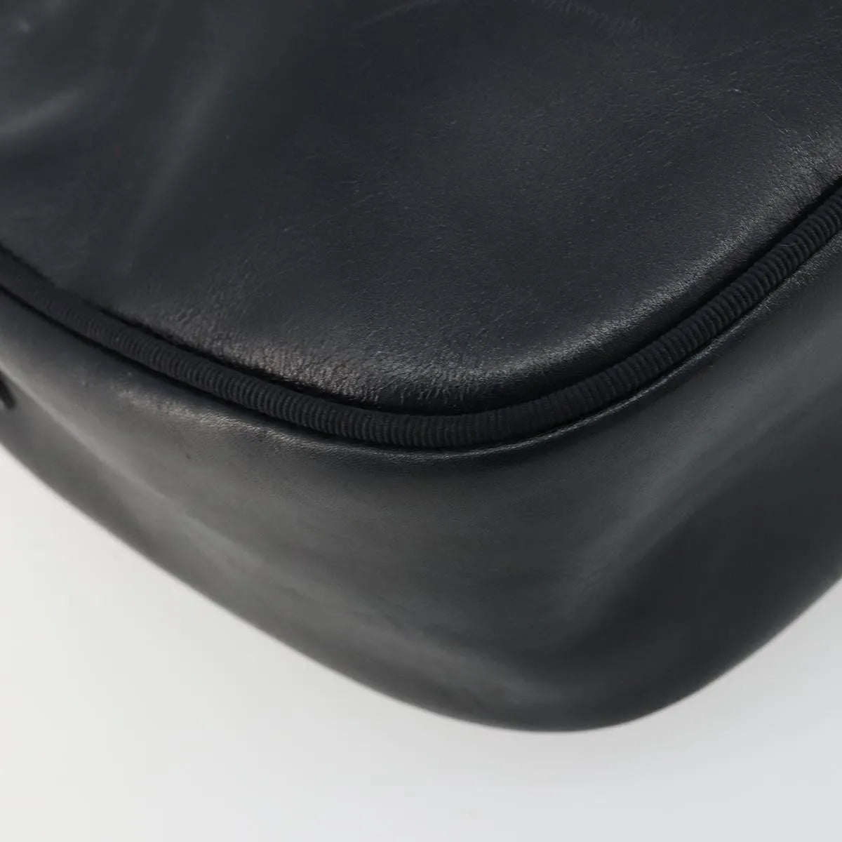 Salvatore Ferragamo Vala Leather Navy Leather Shoulder Bag Bag (Pre-Owned)