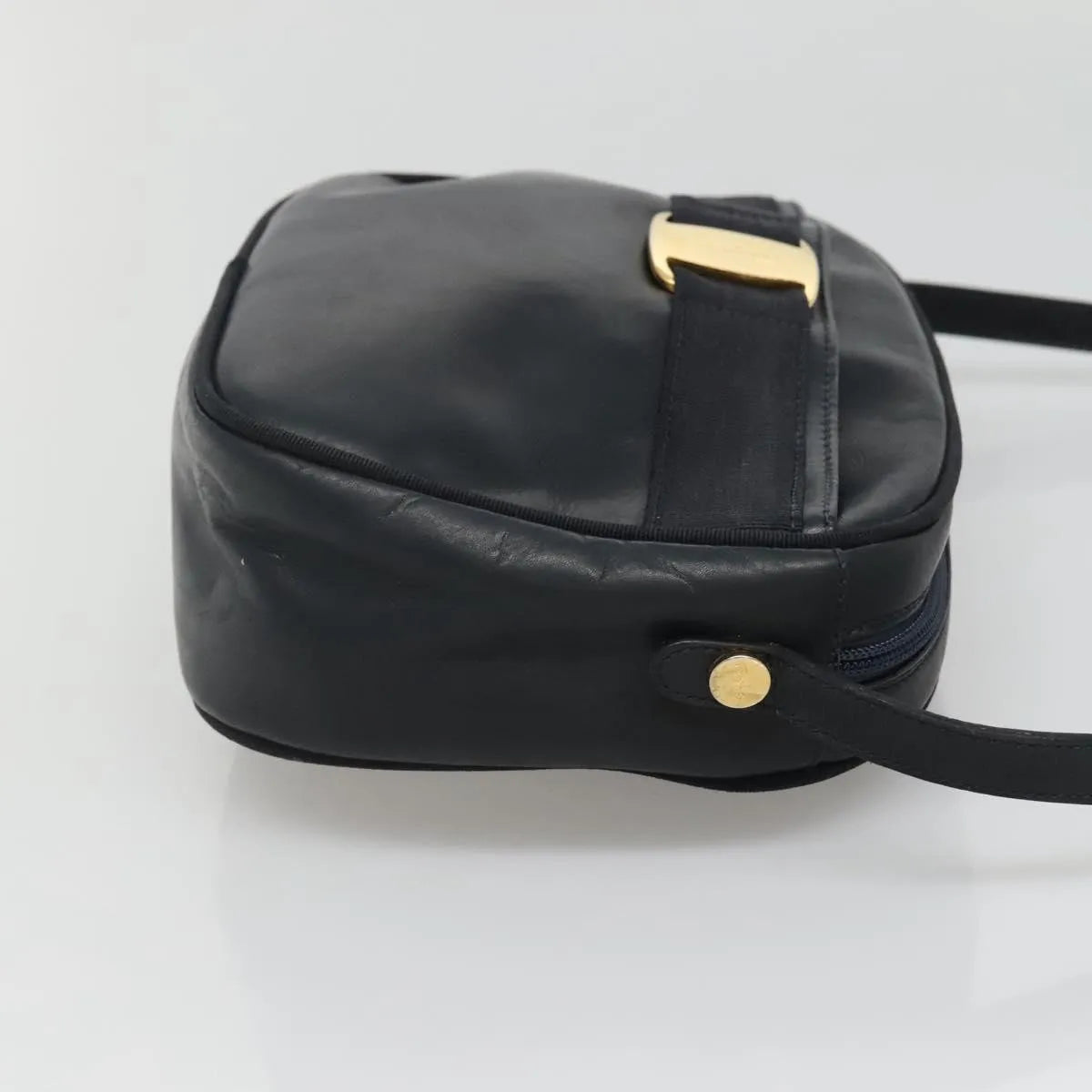Salvatore Ferragamo Vara Bow Camera Leather Navy Leather Shoulder Bag Bag (Pre-Owned)