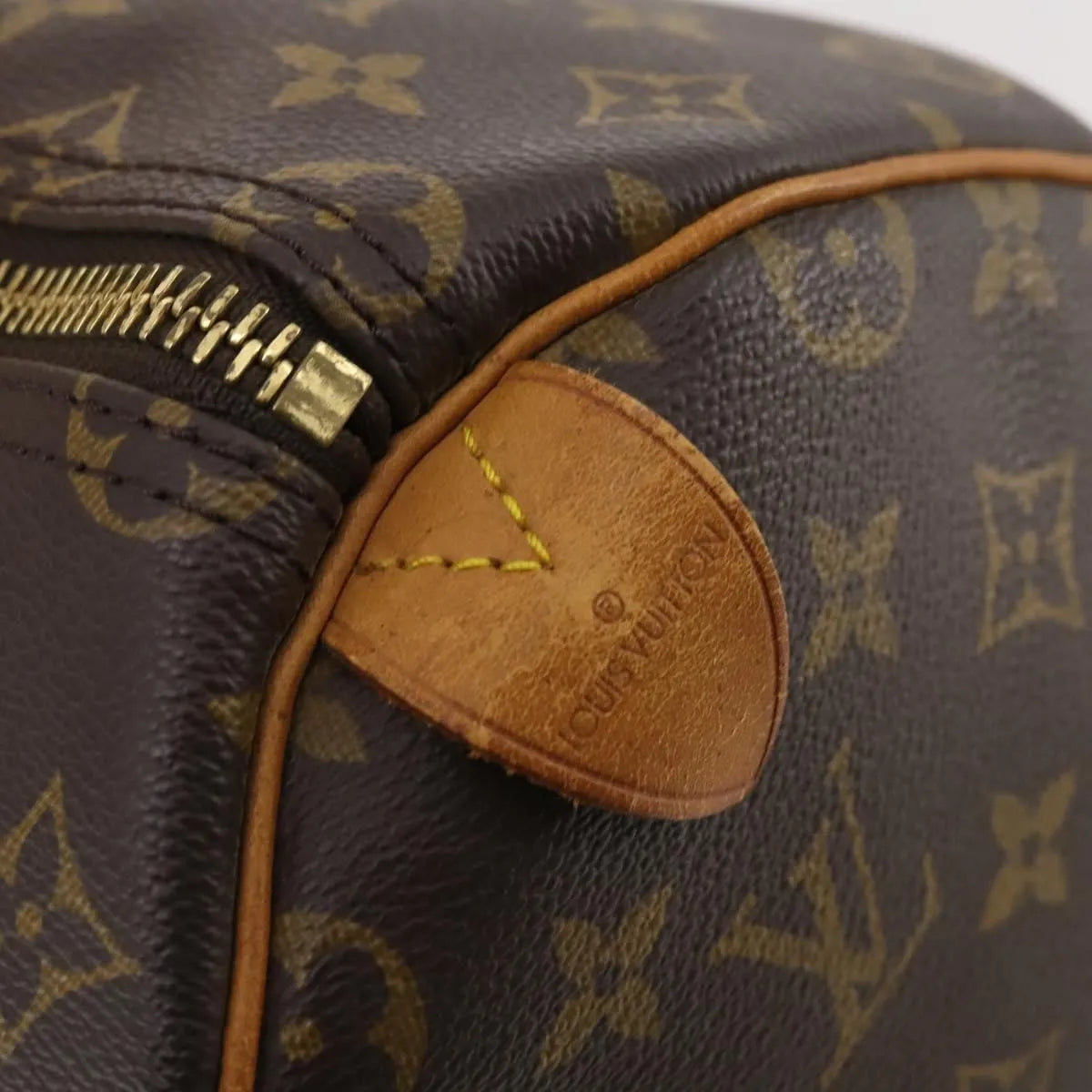 Louis Vuitton Keepall Monogram Canvas Brown Canvas Travel Bag Bag (Pre-Owned)
