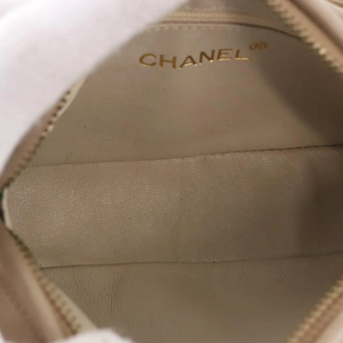 Chanel Vintage Clutch Leather Beige Leather Clutche & Pouche Bag (Pre-Owned)