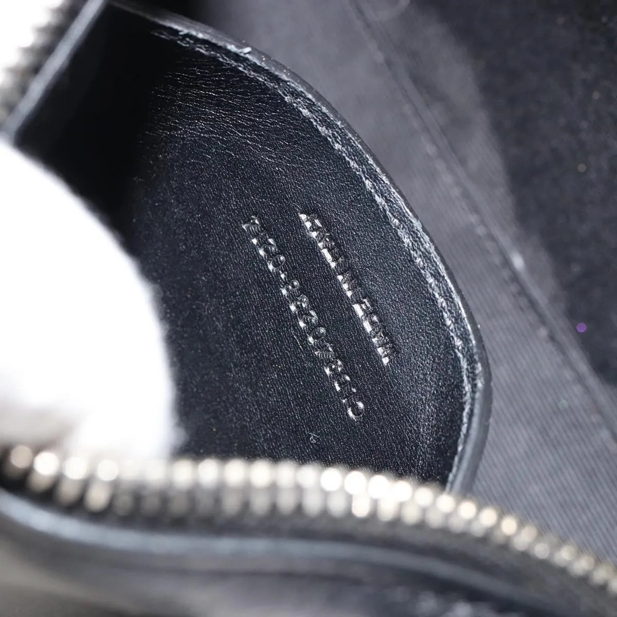 Saint Laurent Classic Baby Duffle Printed Leather Black Leather Handbag (Pre-Owned)