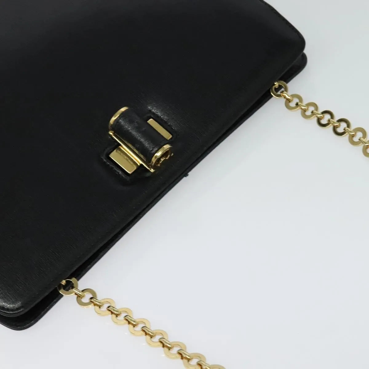 Salvatore Ferragamo Shoulder Leather Black Leather Shoulder Bag Bag (Pre-Owned)