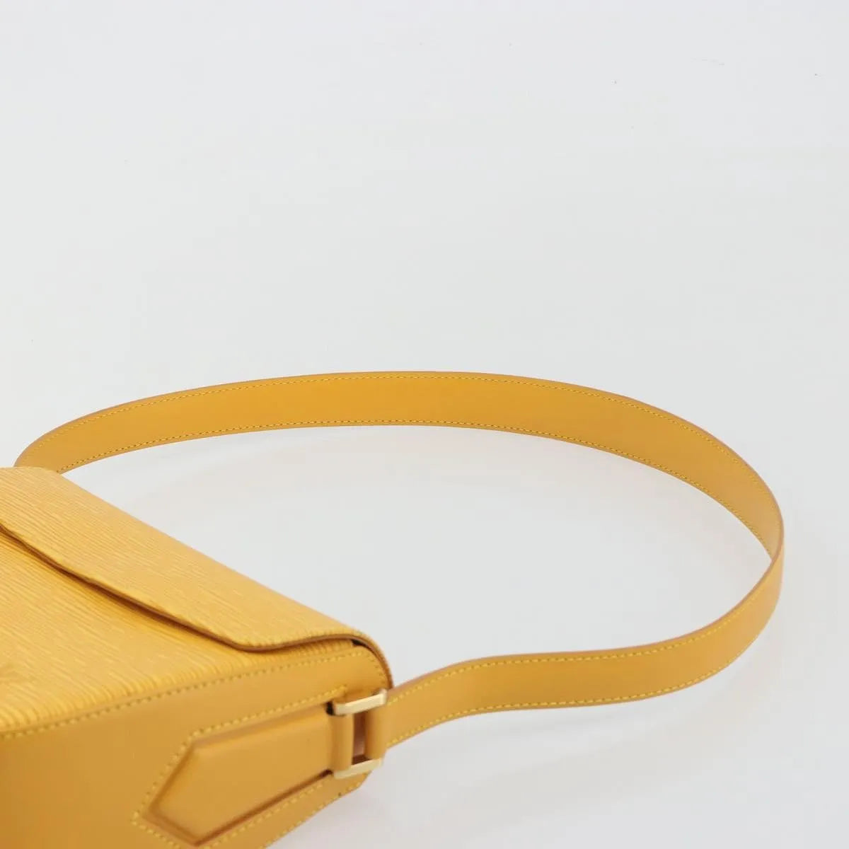 Louis Vuitton Buci Epi Leather Yellow Leather Shoulder Bag Bag (Pre-Owned)