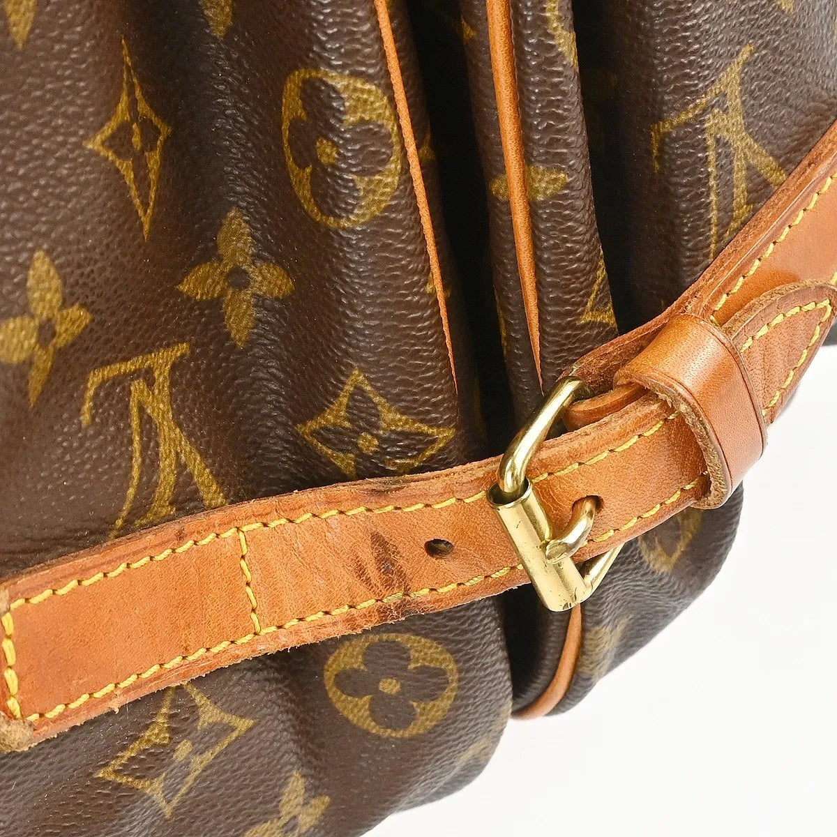 Louis Vuitton Saumur Monogram Canvas Brown Canvas Shoulder Bag Bag (Pre-Owned)