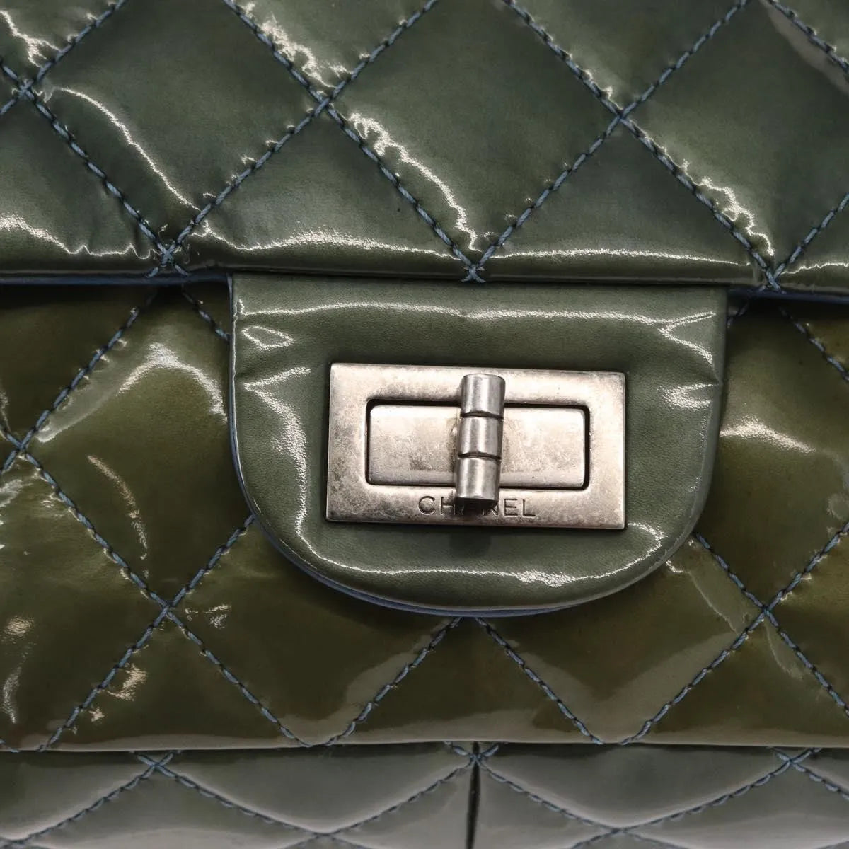 Chanel Reissue 2.55 Flap Quilted Patent Green Patent_Leather Shoulder Bag Bag (Pre-Owned)