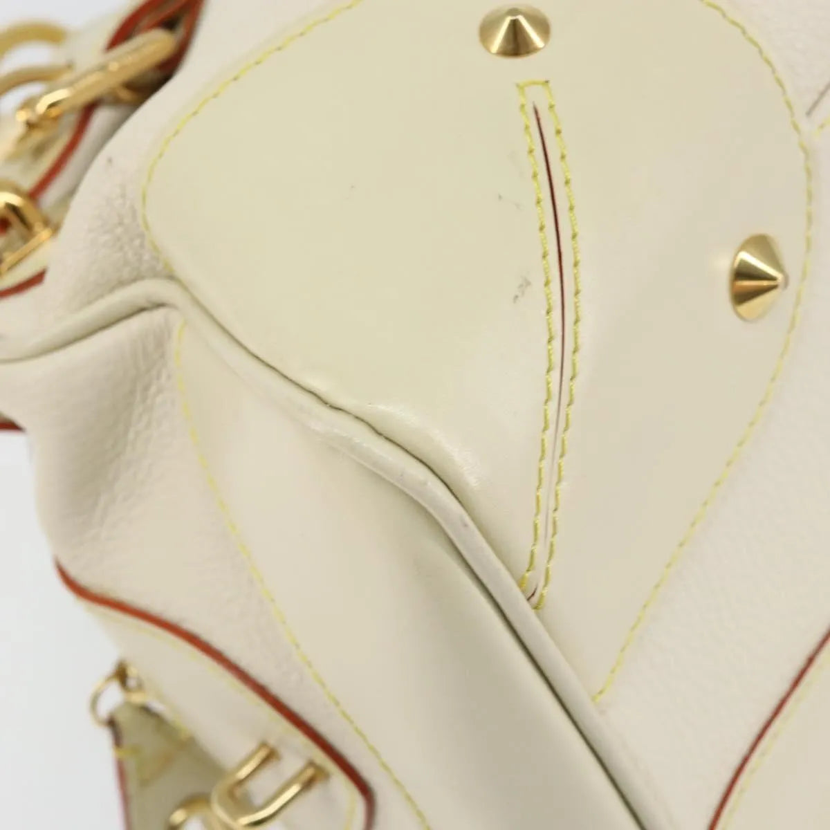 Louis Vuitton Suhali Le Radieux Leather White Leather Handbag (Pre-Owned)