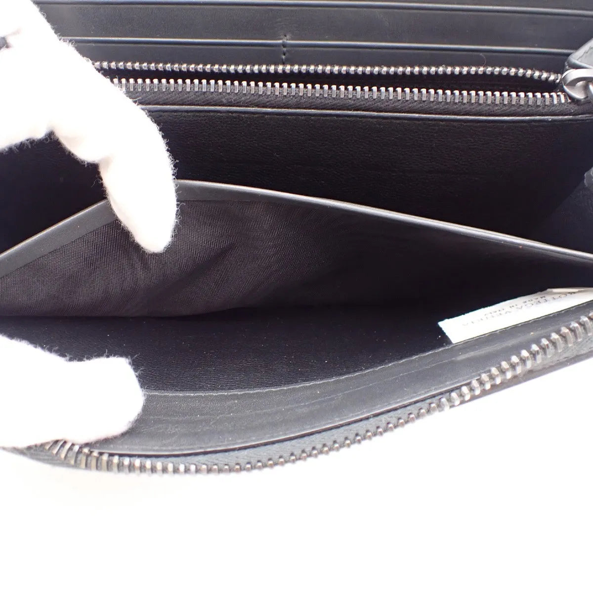 Bottega Veneta Intrecciato Long Zip Leather Black Leather Wallets Accessory (Pre-Owned)