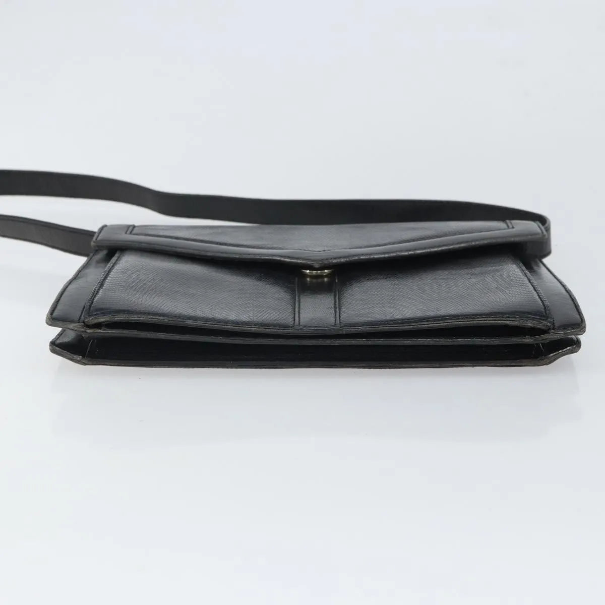 Saint Laurent Vintage Shoulder Bag Leather Black Leather Shoulder Bag Bag (Pre-Owned)