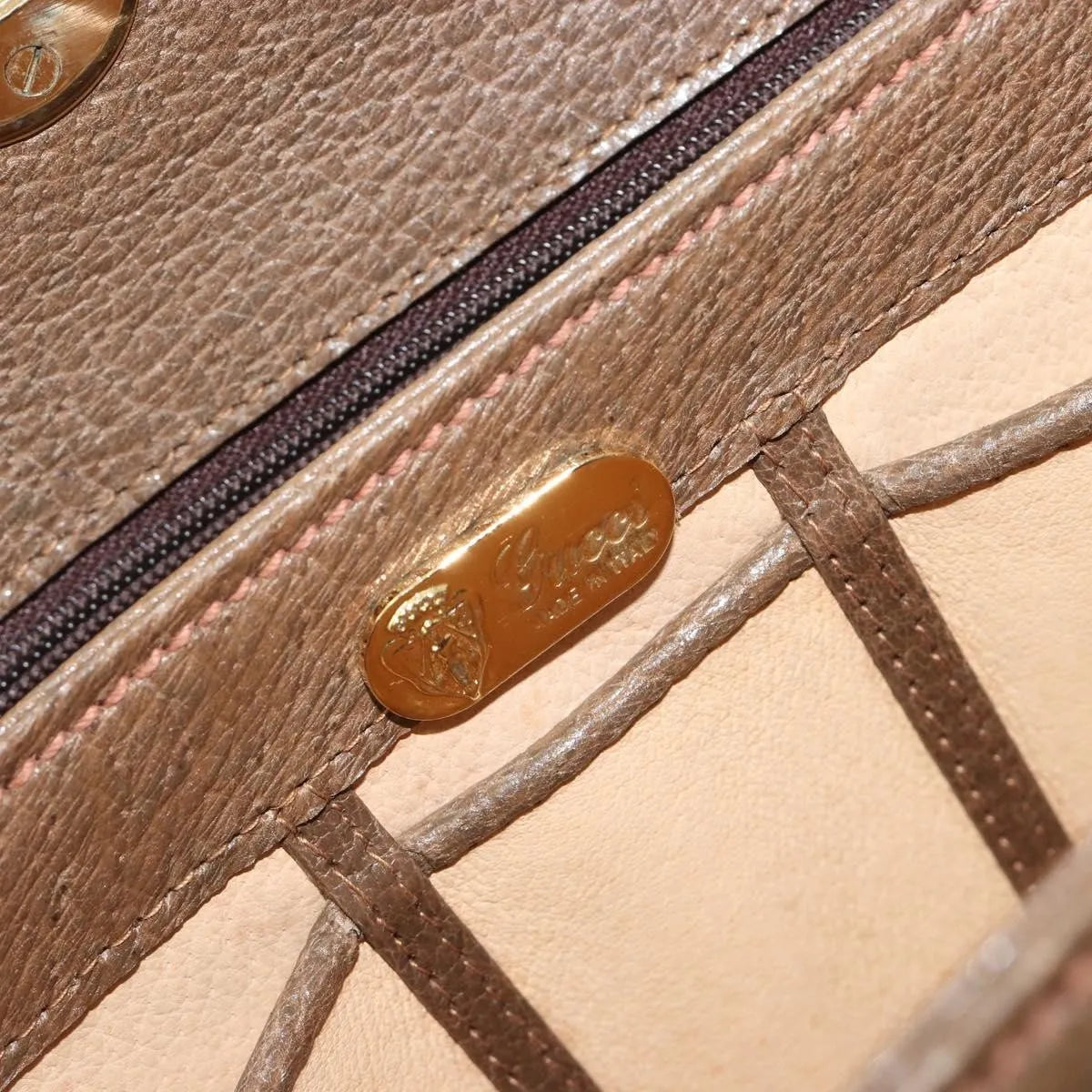 Gucci Vintage Convertible Box Leather Brown Leather Handbag (Pre-Owned)