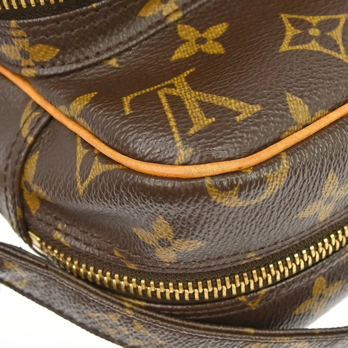 Louis Vuitton Nil Messenger Monogram Canvas Brown Canvas Handbag (Pre-Owned)