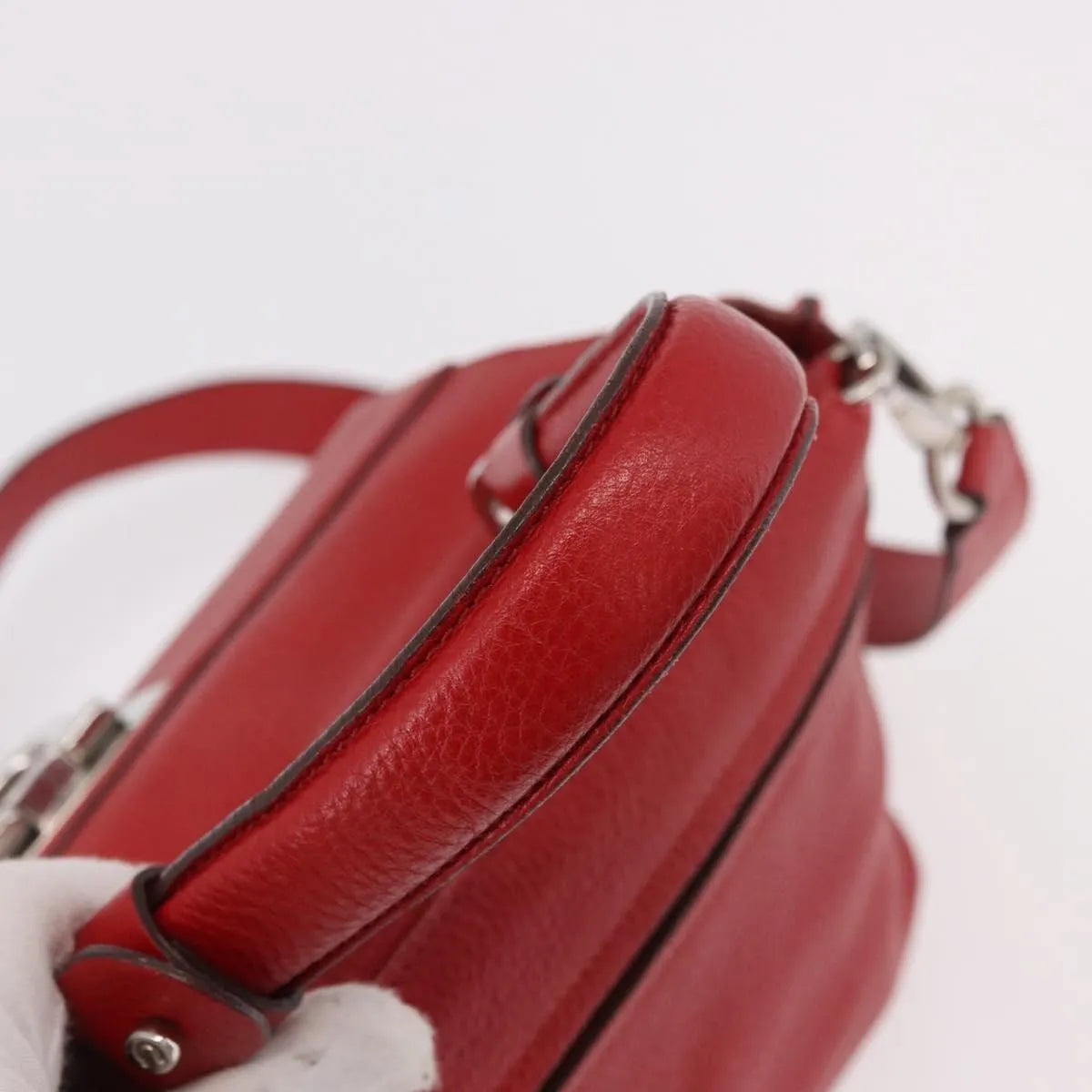 Salvatore Ferragamo Sofia Satchel Grainy Leather Red Leather Handbag (Pre-Owned)