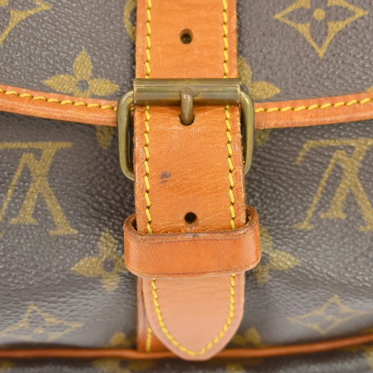 Louis Vuitton Saumur Monogram Canvas Brown Canvas Shoulder Bag Bag (Pre-Owned)