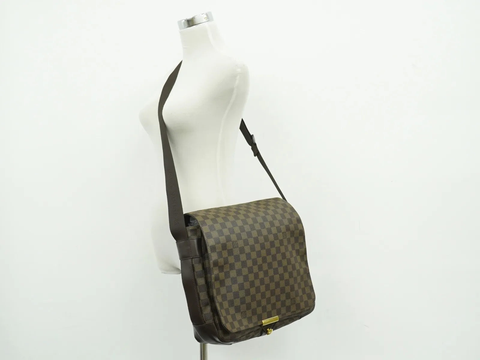 Louis Vuitton Bastille Damier Brown Canvas Shoulder Bag Bag (Pre-Owned)