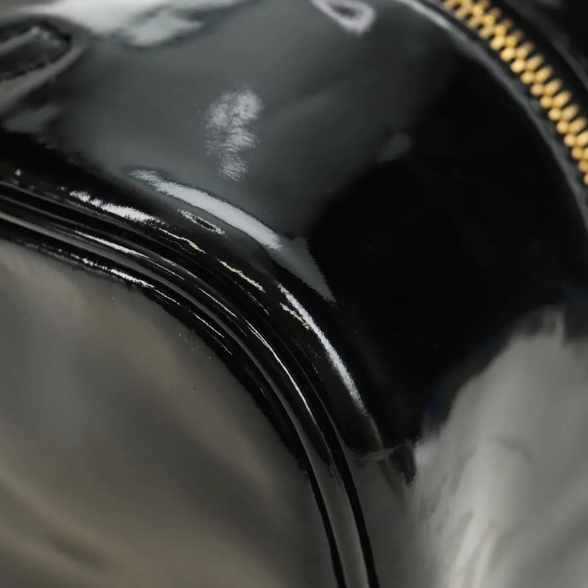 Chanel Vintage Timeless Cosmetic Case Patent Black Patent_Leather Handbag (Pre-Owned)