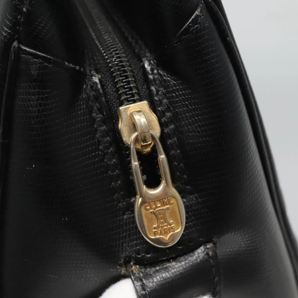 Celine Circle Logo Leather Black Leather Handbag (Pre-Owned)
