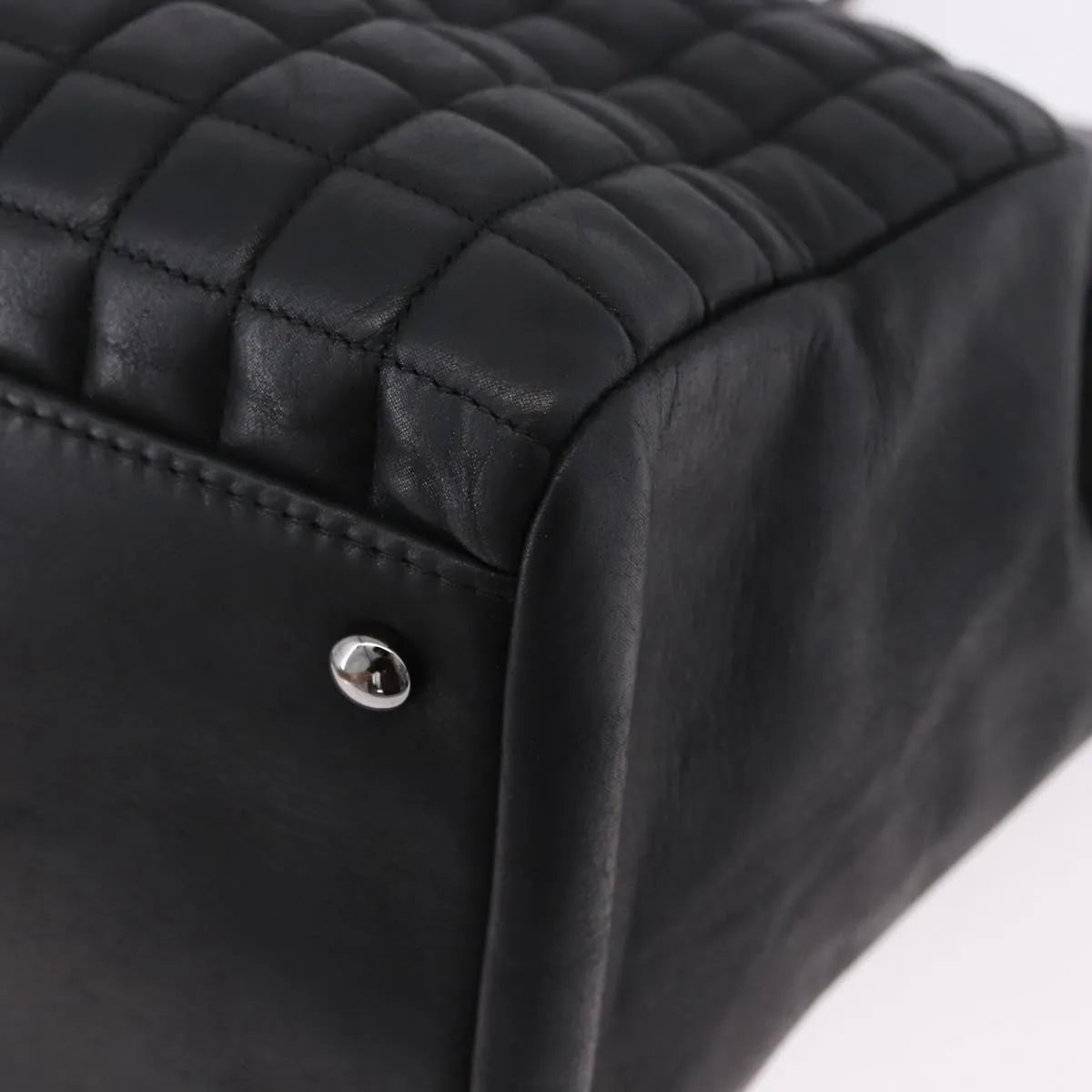 Chanel Cc Lock Bubble Tote Quilted Iridescent Calfskin Black Leather Tote Bag Bag (Pre-Owned)