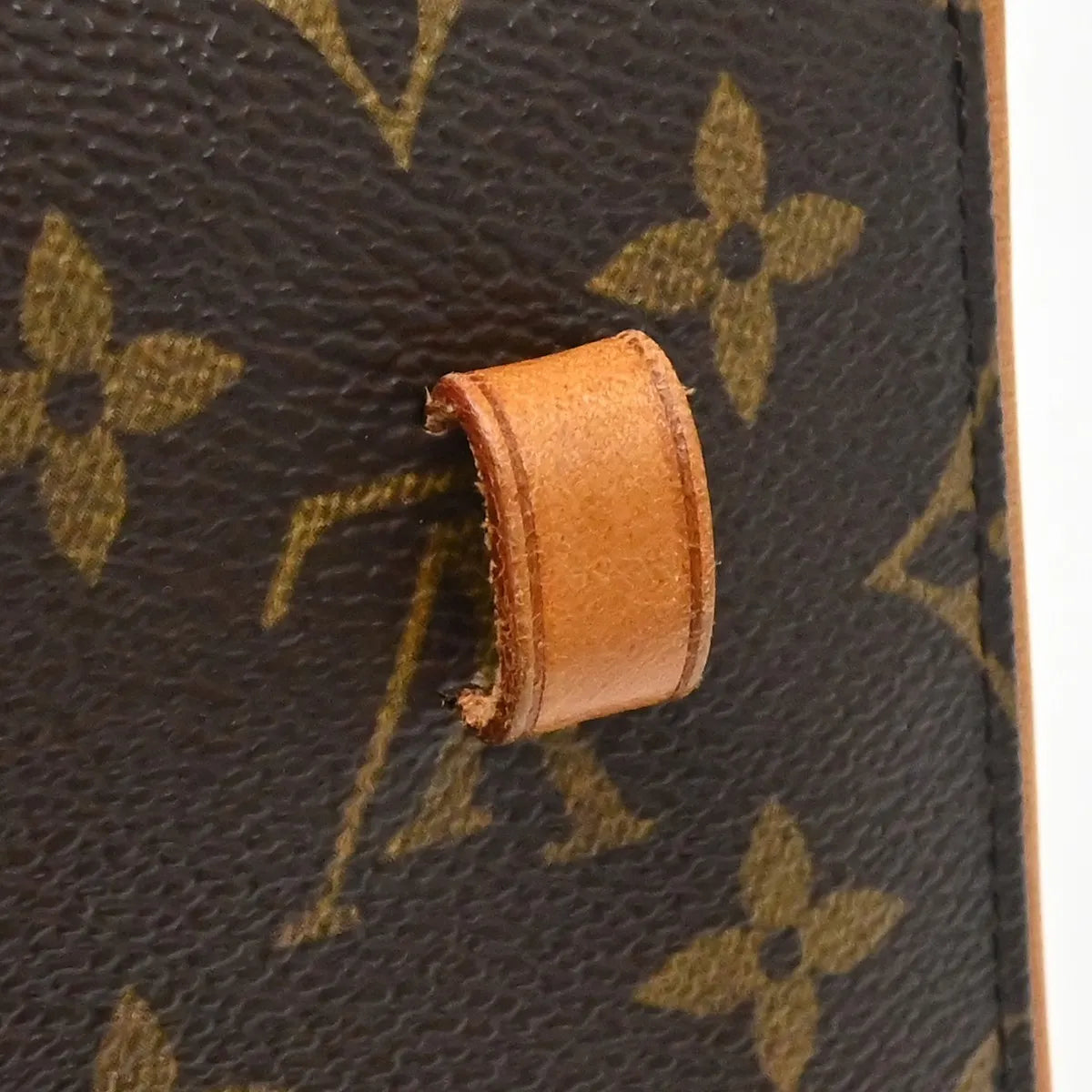 Louis Vuitton Florentine Waist Monogram Canvas Brown Canvas Clutche & Pouche Bag (Pre-Owned)