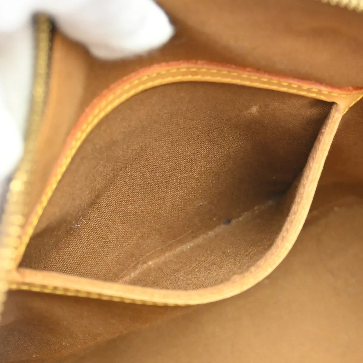 Louis Vuitton Alma Handbag Monogram Canvas Brown Canvas Handbag (Pre-Owned)